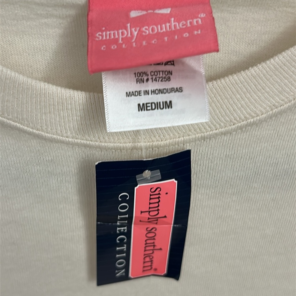 Simply Southern Long Sleeve Fall Tee “Fall is My Favorite Feeling” Size M .NWT - Picture 6 of 8